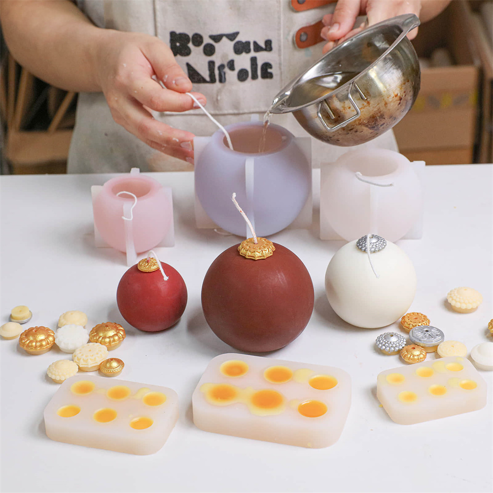 Nicole Christmas Bauble Candle - Candle Making Books For Beginners 评论和价格